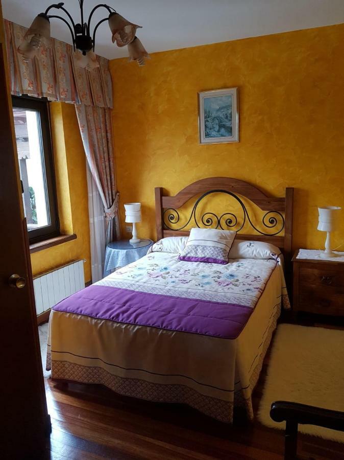 Отель Hosteria Carmen Сантильяна-дель-Мар Экстерьер фото